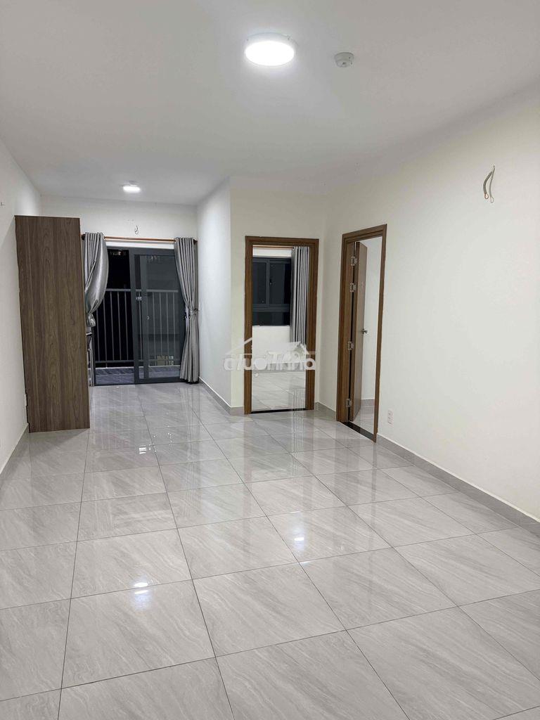 Cho thuê căn hộ 2pn 2wc nhà trống, khu dân cư yên tĩnh, gần sân bay