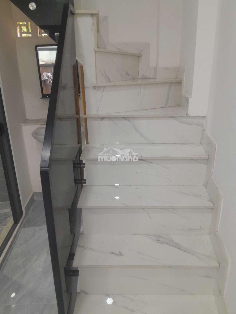 Lạc long quân quận 11 hẻm ba gác diện tích 15,5m2 kết cấu 3 tầng alo - Ảnh 4