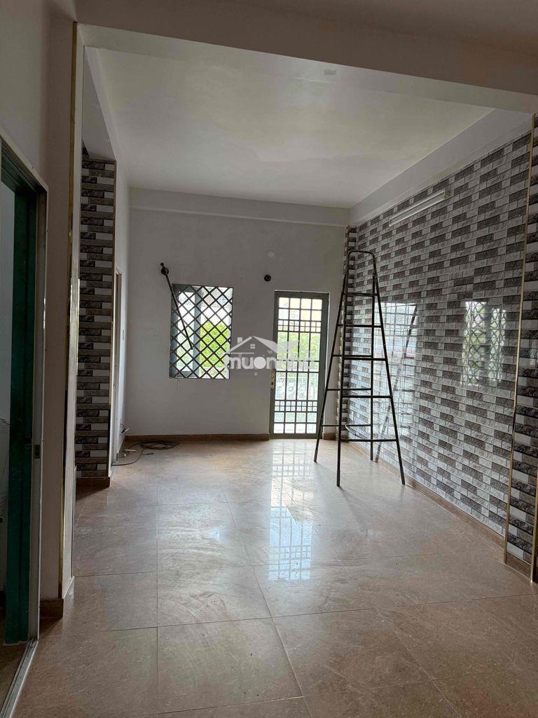 Cho thuê nhà hẻm xe hơi đường âu cơ, gần vòng xoay lê đại hành - 2