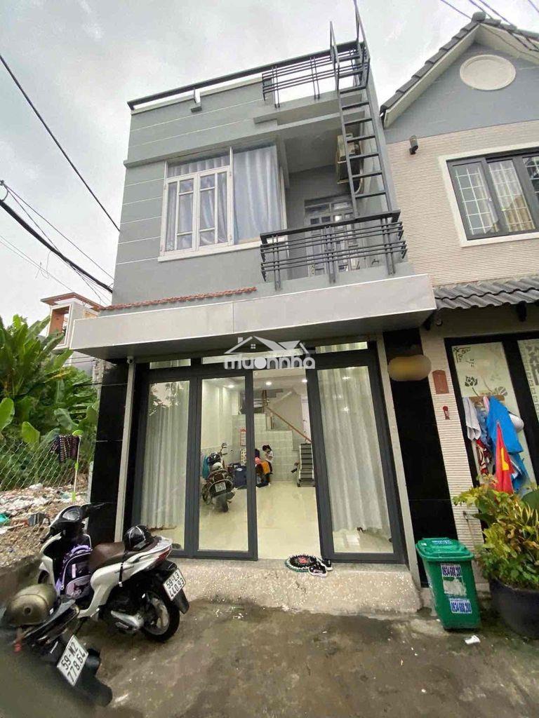 Nhà 2 tầng 4,6x12,5 1 trệt 1 lầu hẻm xe hơi 6m hương lộ 2 bình tân