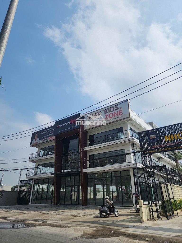 Mặt bằng tầng trệt  & lầu một tòa nhà đối diện vinhome granpark q9 - Ảnh 2