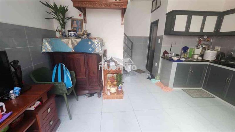 Nhà 2 tầng gần e mart - 27m² hxh - 3 tỷ