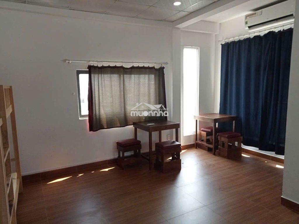 Phòng lớn, mới, đẹp, nội thất cao cấp, có bancong, vieu đẹp, giờ tự do - 3