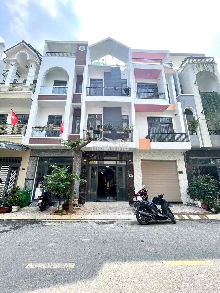Nhà 2 lầu 1 trệt bình chuẩn,thuận an,có nội thất,đường 7m đậu ô tô ok - Ảnh 2