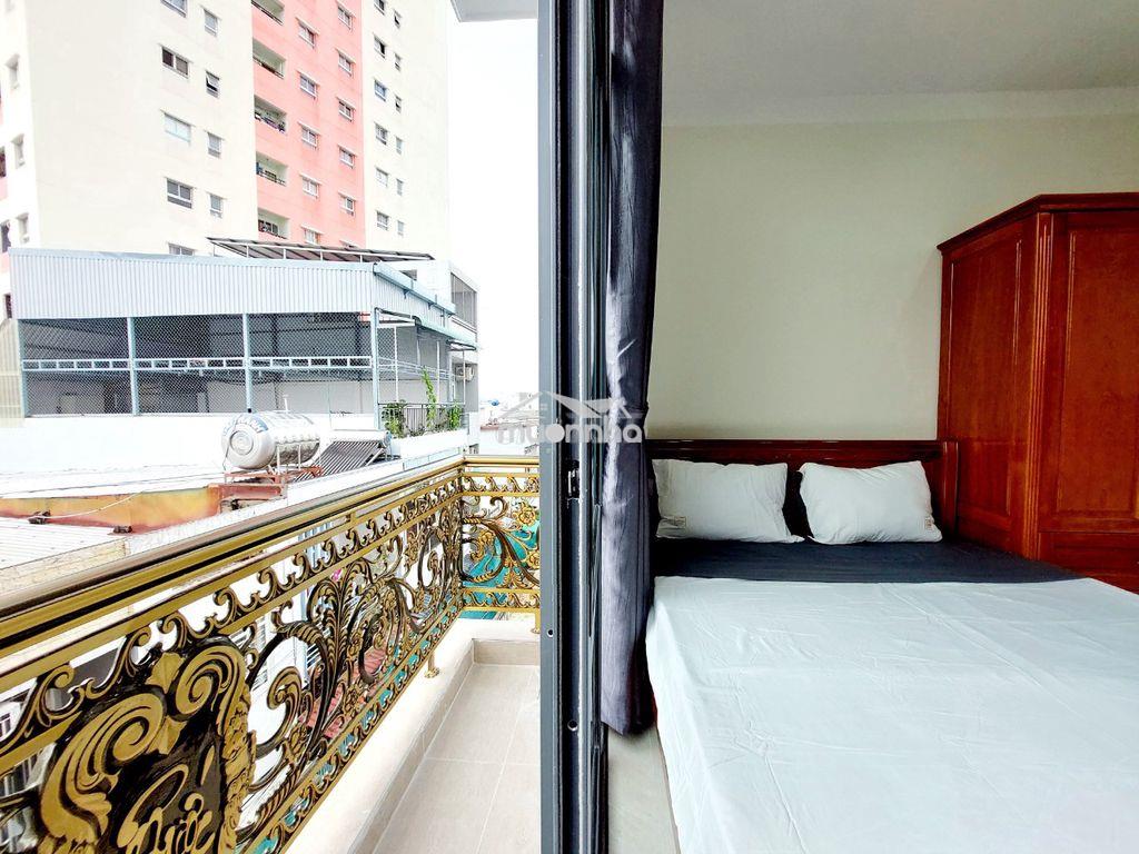 Phòng ban công rộng thoáng gần chợ hoàng hoa thám - Ảnh 4