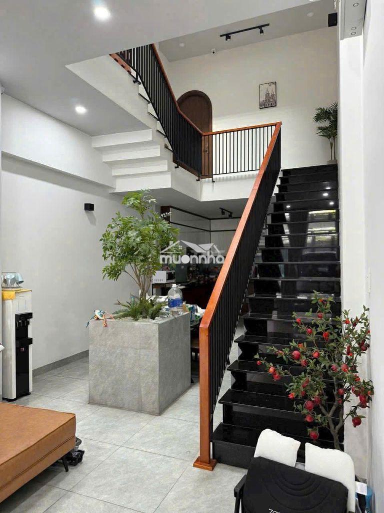 Nhà mặt tiền đường kinh doanh 3 tầng, đã hoàn công, full nội thất. - Ảnh 3