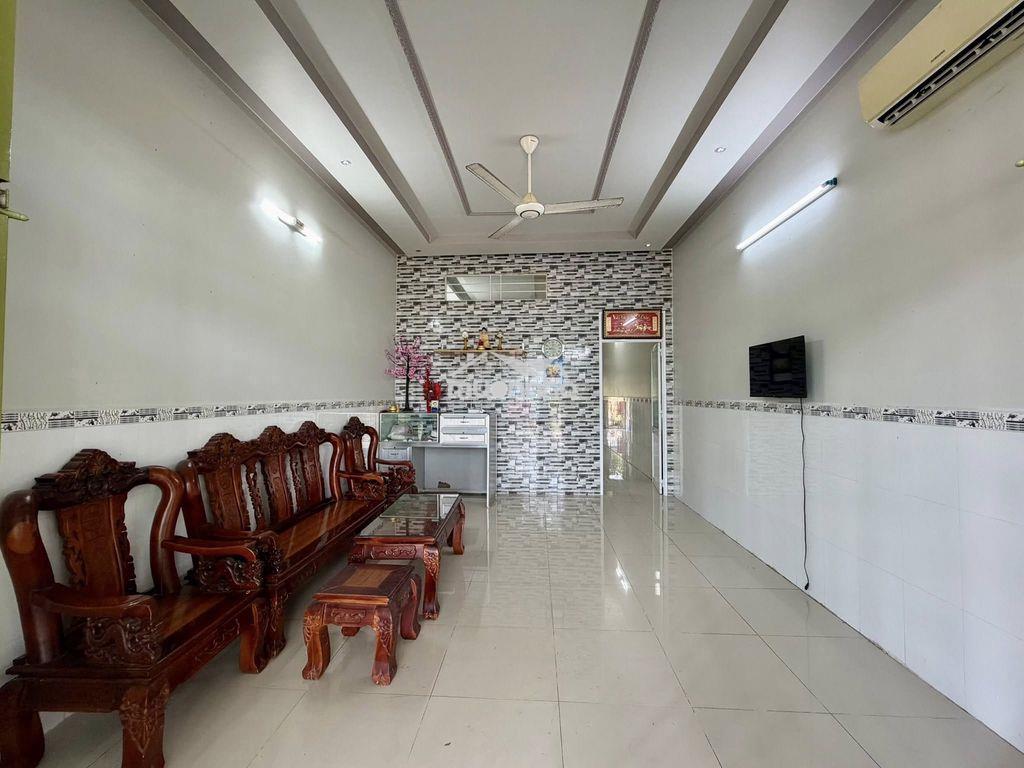 Vỡ nợ chủ bán gấp căn nhà 116m2 đường nguyễn thị lắng tân phú trung - Ảnh 3