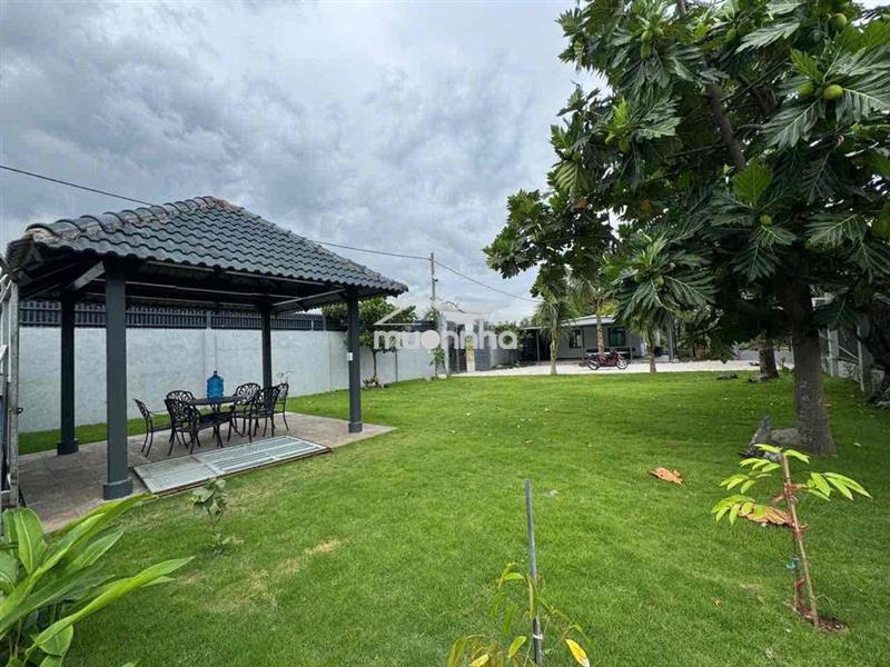 Biệt thự vườn 500m2 gần vinhomes grand park q9