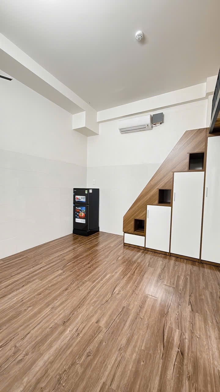 Cho thuê căn hộ duplex (gác) ban công siêu rộng (gần chợ bà chiểu) | bùi hữu nghĩa, bình thạnh - Ảnh 3
