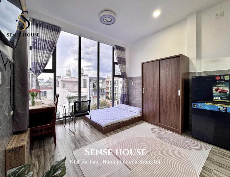 Studio view kính | ngay nguyễn sơn - wc hoang dã - full nội thất sẵn tivi, bếp điện từ 