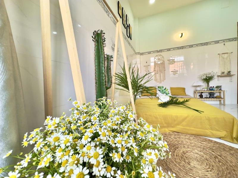 Studio ban công, đủ nội thất, ngay khu ẩm thực quận 7, sầm uất, tiện ích đầy đủ