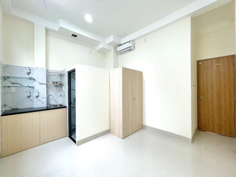 Phòng cửa sổ thoáng 25m2 ngay bùi đình tuý, hv cán bộ, đh hutech