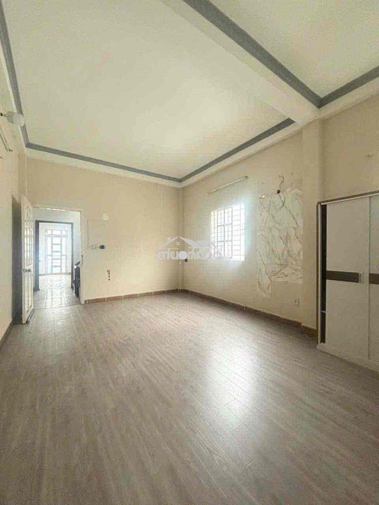 Bán nhà hẻm kinh doanh vip - dương bá trạc p2. dt 3,7 x 23,5. giá 10ty