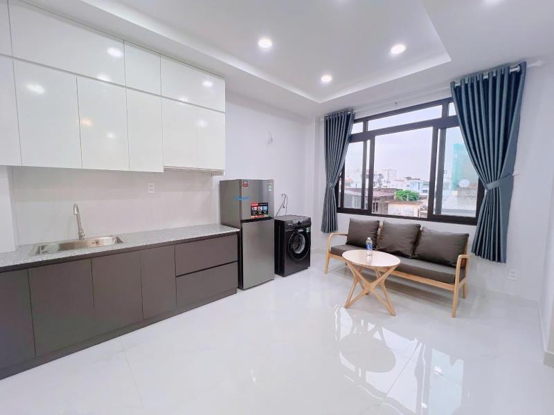 Cho thuê căn hộ cao cấp có ban công rộng full nội thất đường lê văn sỹ quận phú nhuận, sát q1, q3 - Ảnh 2