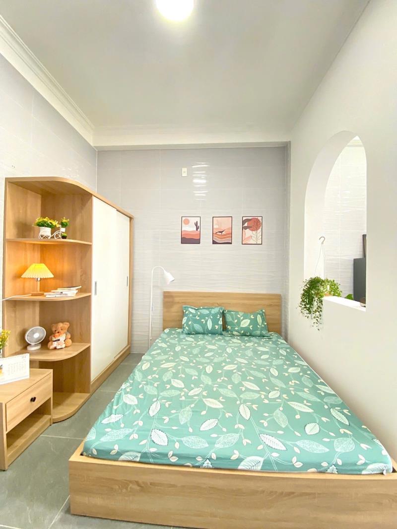 Thuê ngay căn hộ ban công full nội thất máy giặt riêng 40m2 ban công lớn đón nắng ngay thích quảng đức gần khu ẩm thực sầm uất phan xicha long giáp quận 1,3 khu an ninh tốt - Ảnh 2