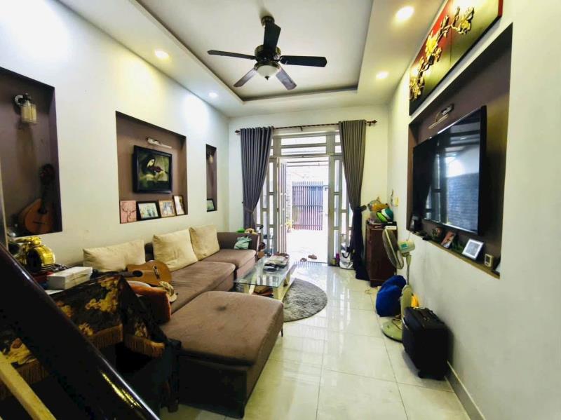 Nhà 3 tầng ngay đỗ xuân hợp q9 cũ - hoàn công 2026 - chỉ 9,9 tỷ.
