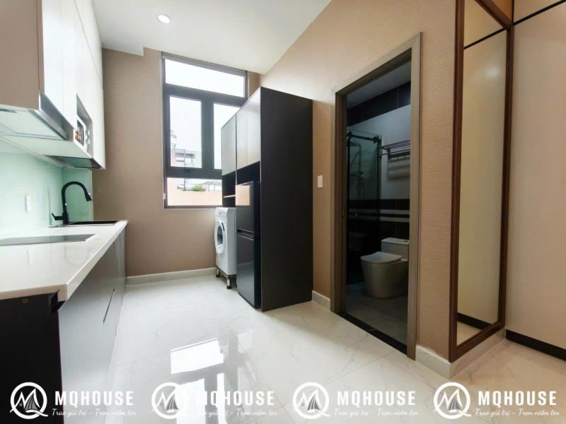 Studio sân bay cao cấp, thang máy cửa sổ