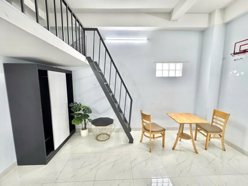 🏠 Cho thuê phòng đẹp – nhất chi mai, tân bình  📍 vị trí thuận tiện ngay đường nhất chi mai, tân bình ✨ phòng sạch sẽ, thoáng mát, thiết kế hiện đại 🛏️ có sẵn nội thất, dọn vào ở ngay ❄️ máy lạnh 🍳