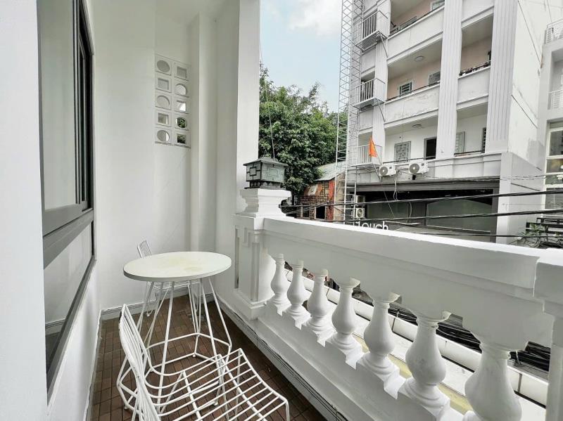 Căn hộ có bancon thoáng-cửa sổ lớn- phòng mới- thuận tiện đi quận 1-lê quang định bình thạnh - Ảnh 2