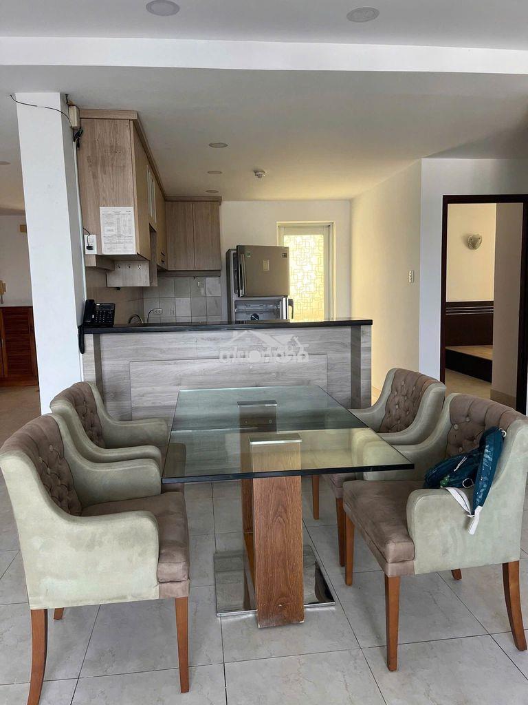 Cho thuê căn hộ 2pn 120m2 full tiện nghi cao cấp tầng cao view đẹp
