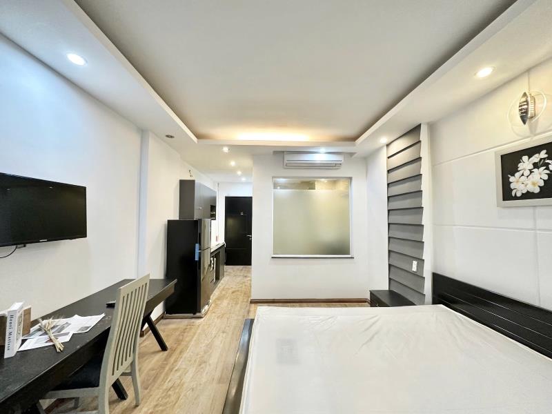 Cho thuê căn hộ xô viết nghê tĩnh hàng xanh -  full nội thất tách bếp máy giặt riêng có cửa sổ - tiện di chuyển quận 1 , quận 2  - Ảnh 2
