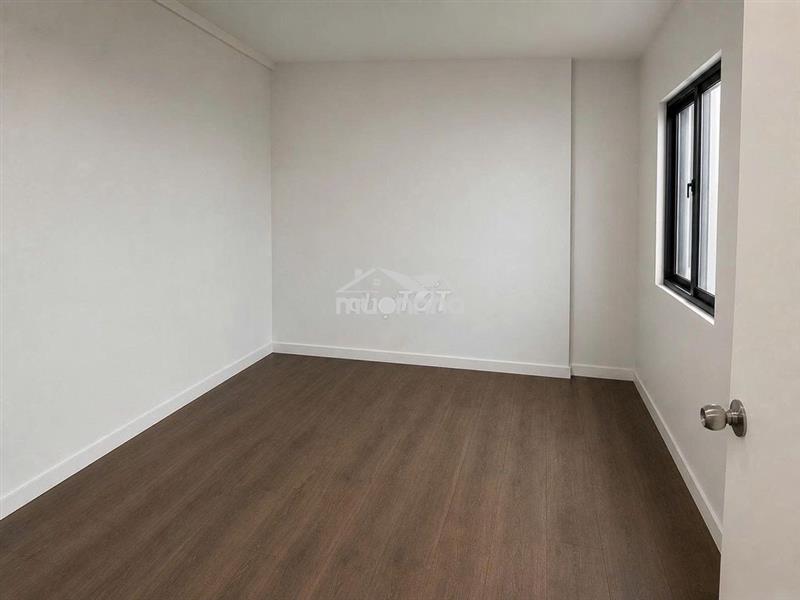 Cho thuê 1 pn trong căn hộ 2pn/2wc