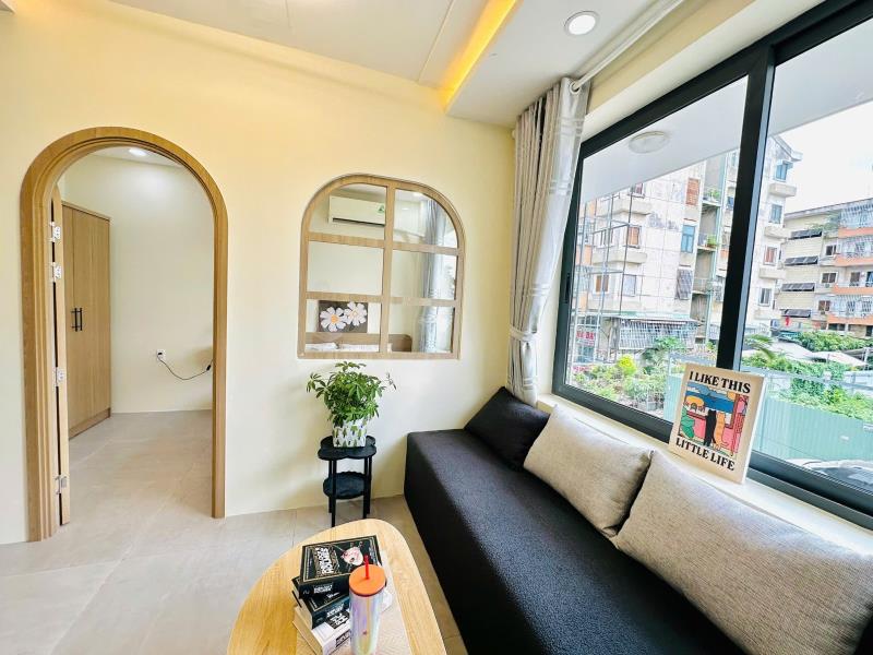 Cho thuê căn hộ 1 phòng ngủ 40m2, decor đẹp, màu be, cửa sổ lớn, full nội thất – nguyễn xí, bình thạnh gần ngã tư hàng xanh và đại học ftu, uth - Ảnh 3