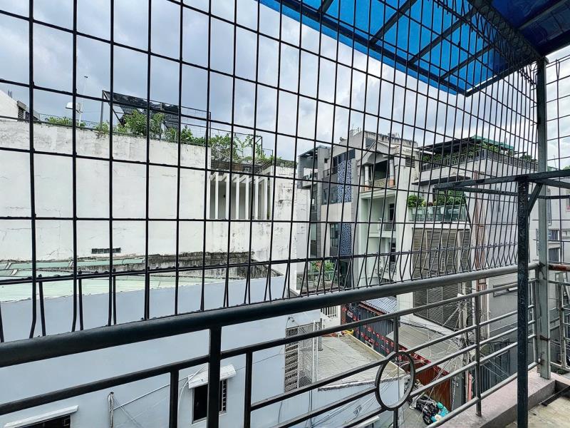 Căn hộ ban công ngay vực sầm uất đi bộ qua trường hutech - Ảnh 2