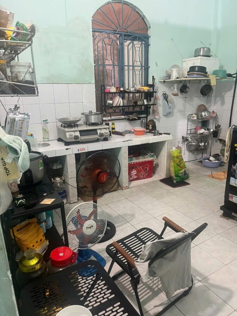 Nhà cấp 4 mặt tiền tăng nhơn phú - nhỉnh 4 tỷ - có dòng tiền - Ảnh 3