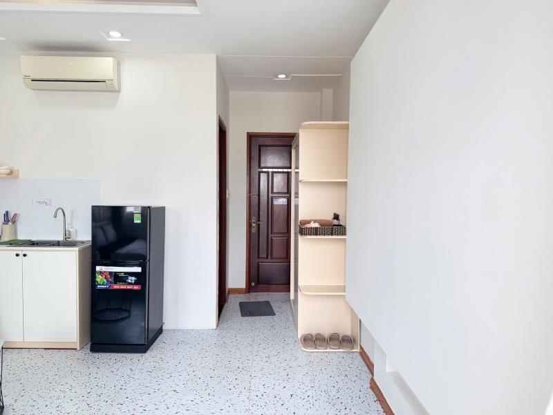 Cho thuê căn hộ có ban công, bếp riêng, vách ngắn nhà tắm 36m²  bùi đình túy, bình thạnh gần chợ bà chiểu, cầu bông, quận 1,2,3 - Ảnh 2