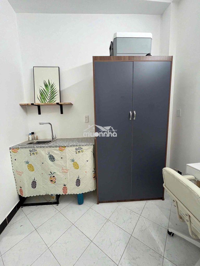 Studio đi bộ qua ueh cơ sở b - Ảnh 2