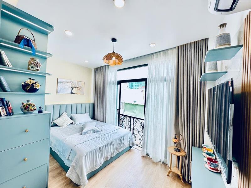 Cho thuê căn hộ 1 phòng ngủ full nội thất cao cấp ban công cửa sổ trời tân hưng quận 7