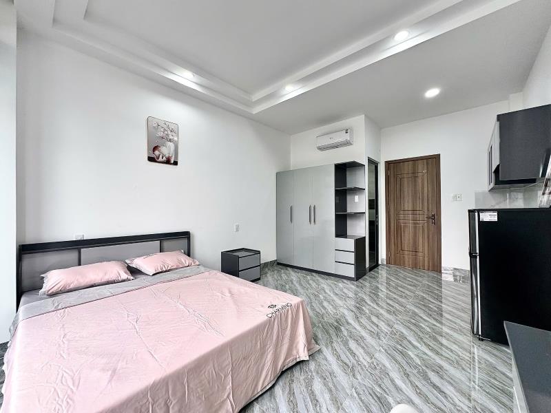 Phòng ban công mới 100%_thang máy_hẻm oto_ngay phạm văn đồng, gần công viên gia định, đh công nghiệp,chợ bà chiểu, ngã tư phú nhuận. - Ảnh 3