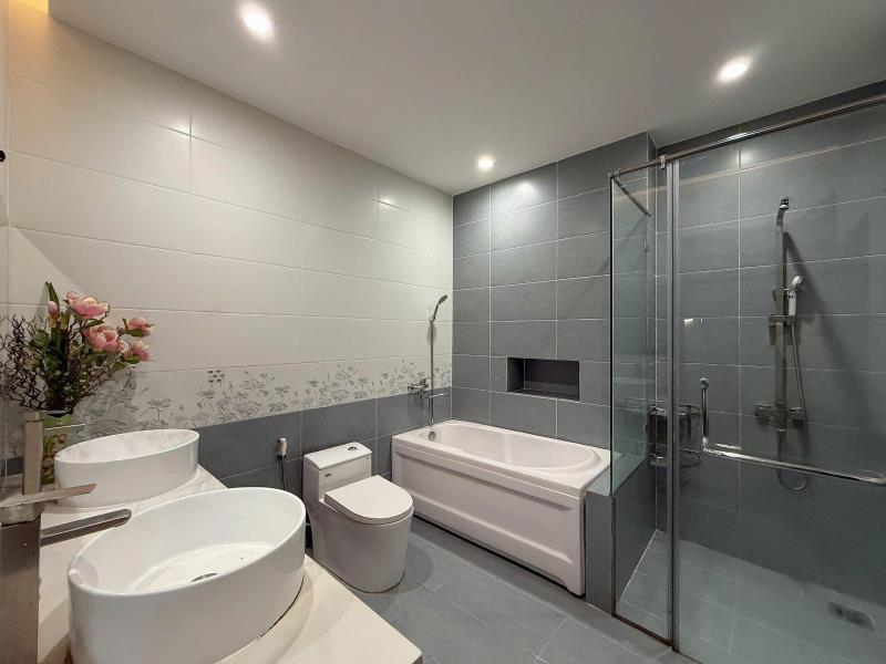 Nhà mới, trống 1 pn ban công, rộng rãi, full nội thất sang trọng, decor tone gỗ, máy giặt riêng - Ảnh 4
