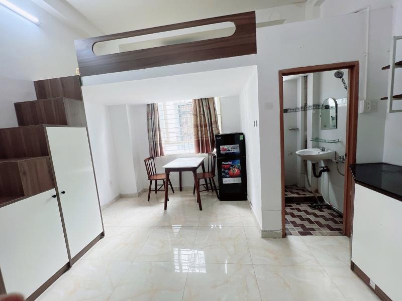 Phòng trọ có gác, cửa sổ lớn full nội thất ở được 2-3 người ở trần huy liệu gần q3 - Ảnh 4