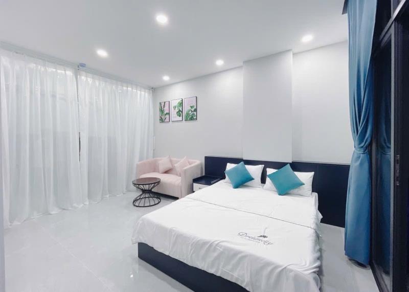Căn hộ tách bếp full nội thất ban công lớn tháng mát lý chính thắng quận 3 gần chợ bến thành, hồ con rùa - Ảnh 4