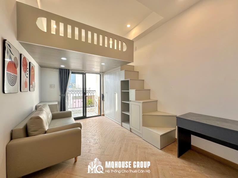 Duplex ban công - full nội thất, nhà mới - ngay cầu vượt hoàng hoa thám