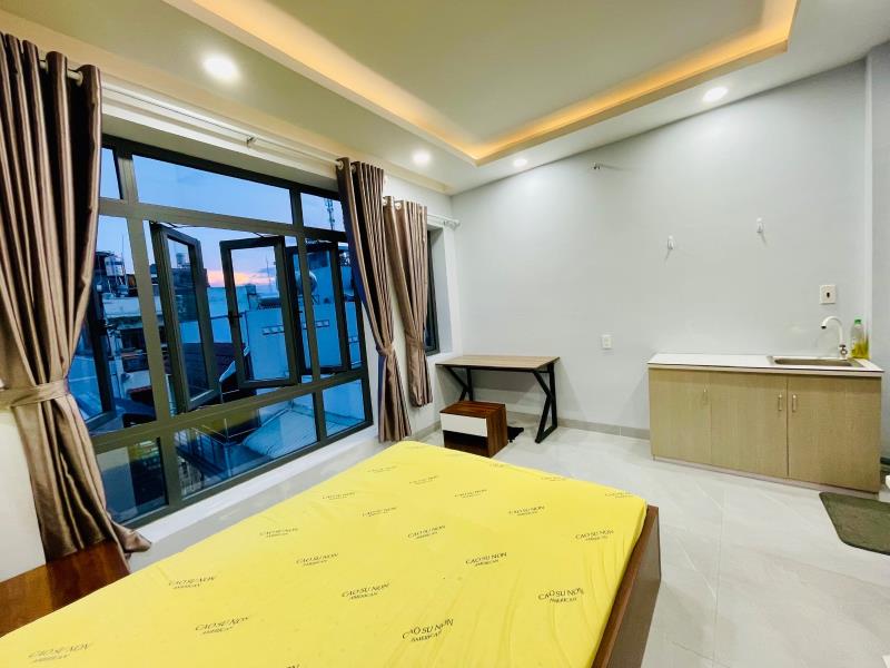 Cho thuê căn hộ có cửa sổ kính lớn thoáng mát full nội thất đường xô viết nghệ tĩnh quận bình thạnh, sát quận 1 - Ảnh 3