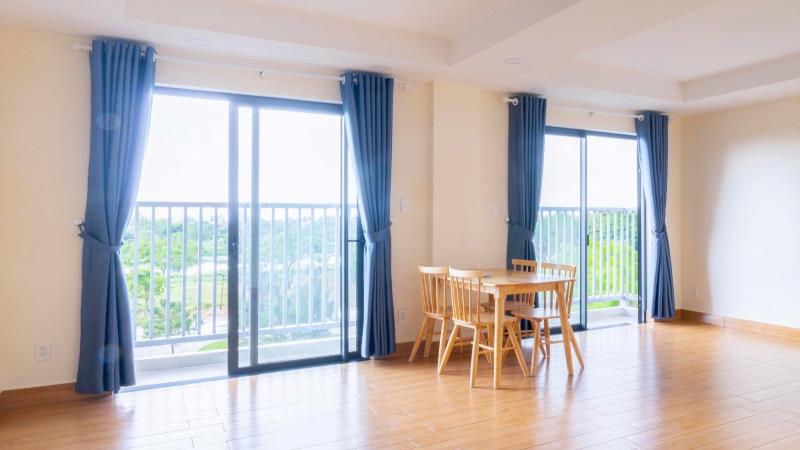 Chỉ từ 9.x - căn hộ 2 phòng ban công gần 60m2 - thang máy - ngay ngã tư nguyễn xí, nơ trang long, cầu đỏ  - Ảnh 2