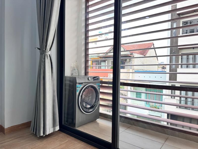 Cho thuê căn hộ ban công thoáng máy giặt riêng bùi đình tuý bình thạnh gần chợ bà chiểu tiện đi quận 1 - Ảnh 2