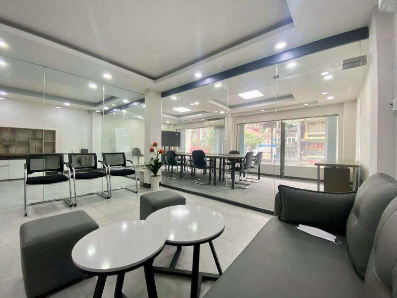 🗽✈️💰Gu ai vô chốt: 🔥 cho thuê mặt bằng trệt + lửng mặt tiền 3 tháng 2 quận 11 – vỉa hè rộng – giá cực tốt 🔥 
