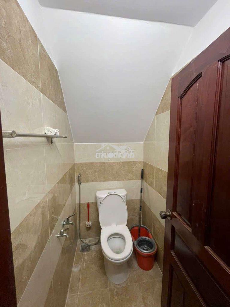 Nhà 1 trệt 2 lầu sân thượng 5x10m 4 phòng 3 wc hẻm 141 đường tám danh - Ảnh 3