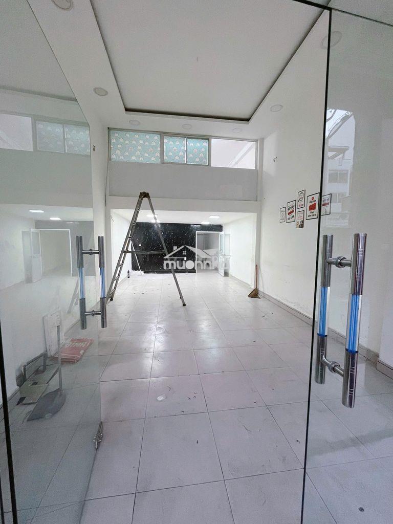 Giá rẻ!!!nguyên căn 1467a đường 3 tháng 2 q11