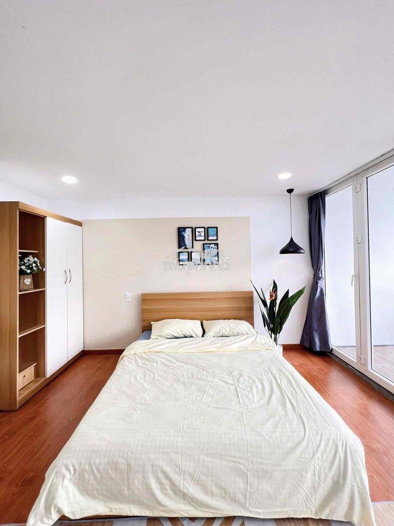 Cho thuê ch 2pn gần ngã tư phú nhuận full nt ban công thoáng sáng - Ảnh 2