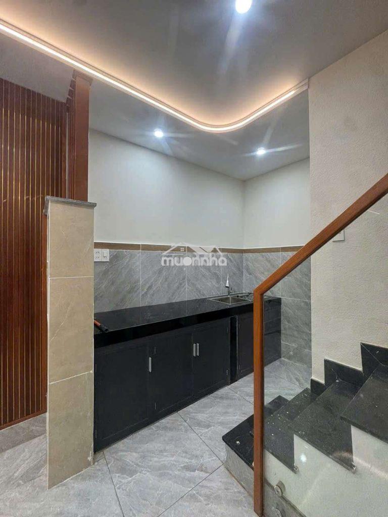 Nhà mới đẹp, 2 tầng 60m2, 2 pn, wc, hẻm ô tô 4 chõ chỉ 3 t.y 9 - Ảnh 2