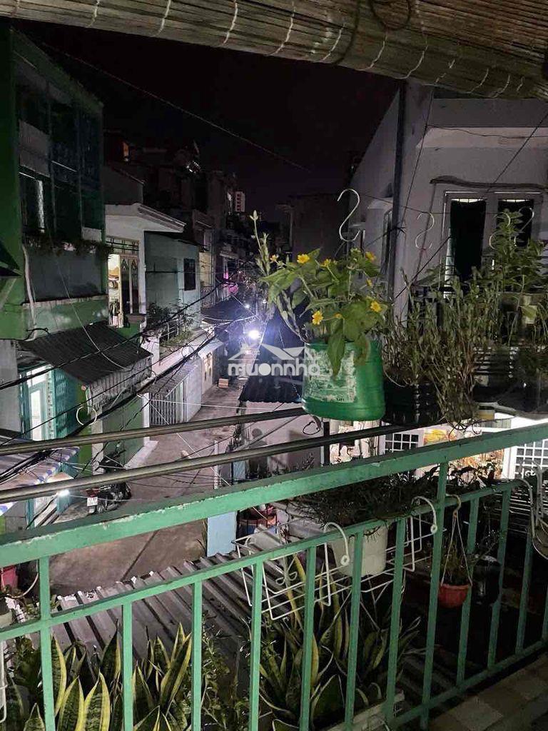 Ngang 5m x 11m 1 trệt 1 lầu cách mặt tiền 20m ráp q6