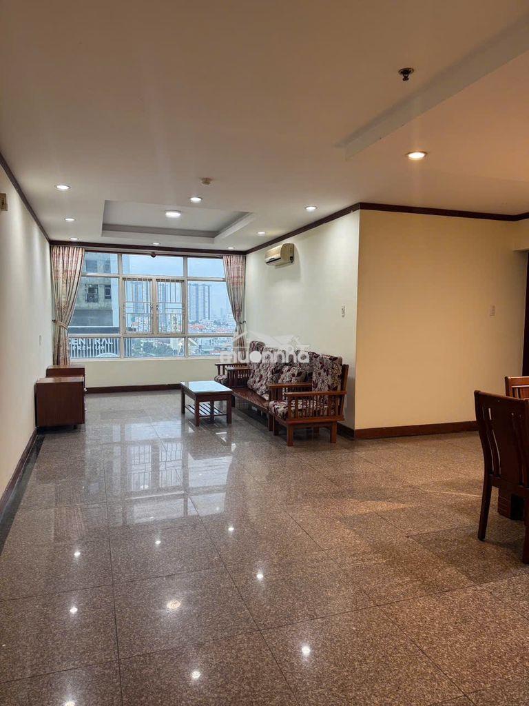 Cho thuê căn hộ giai việt q.8 150m 3pn ntcb