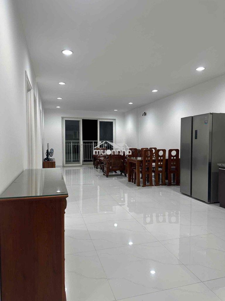 Cho thuê căn hộ view đại lộ võ văn kiệt xách vali ở ngay