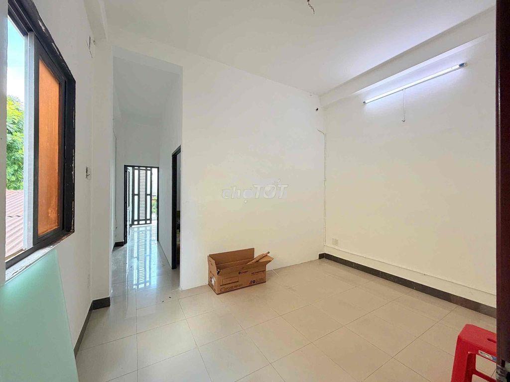 Cho thuê 2 phòng ngủ ban công mới 100% ngay 3 tháng 2 quận 10 - Ảnh 4