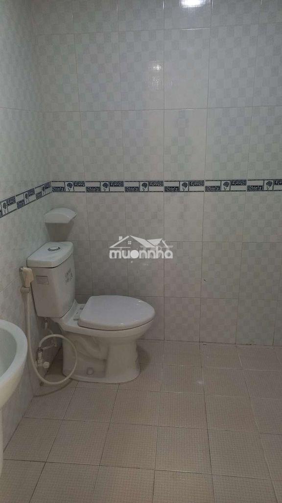 Cho thuê chung cư 1050 11tr cọc 2 tháng nội thất cơ bản - Ảnh 2